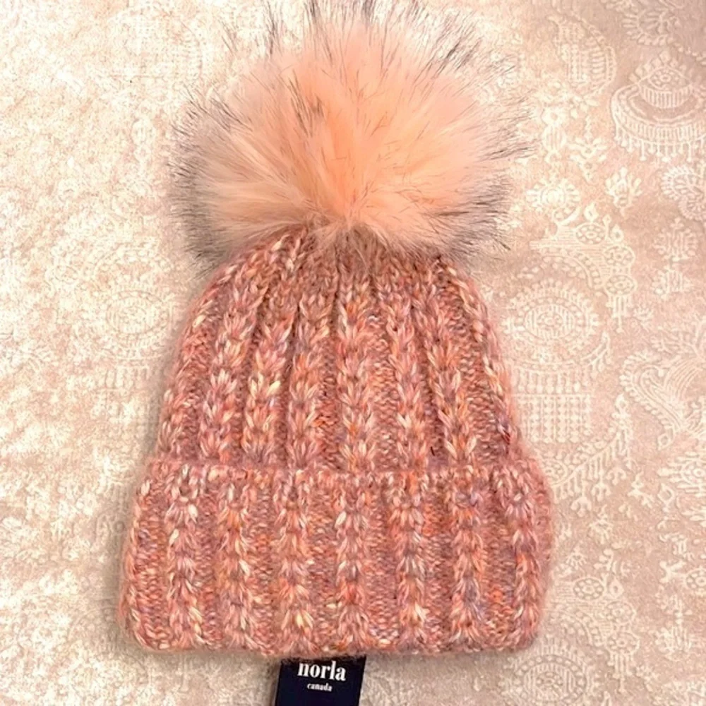 Brand New Norla Canada Alpaca & Wool Blend Knit Pom Hat Winter Marbled Pink